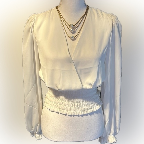 LNV Tops - White Long Sleeve Blouse